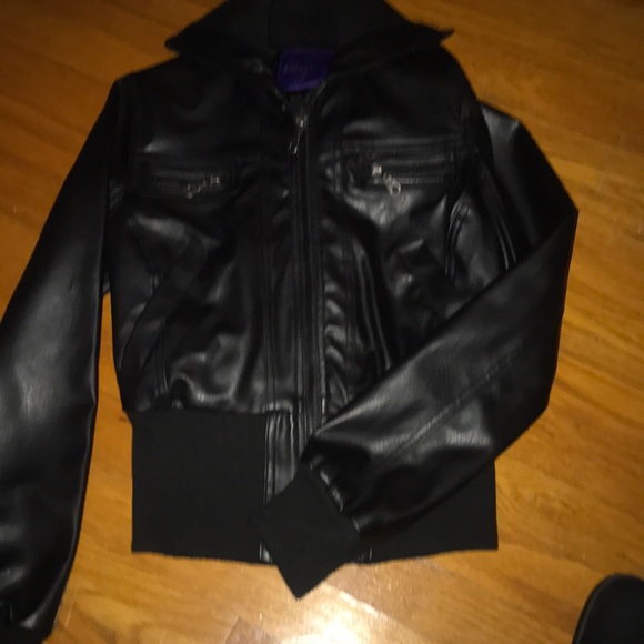 Faux Leather jacket - Picture 2 of 2